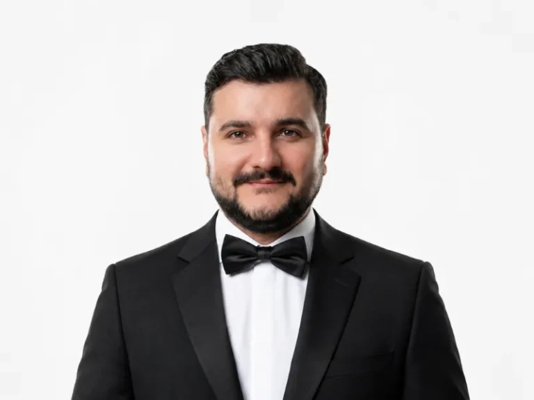 سروش صدقی، مشاور سرمایه‌ گذاری و خرید ملک