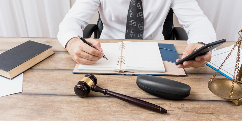 مشاوره حقوقی املاک در دبی